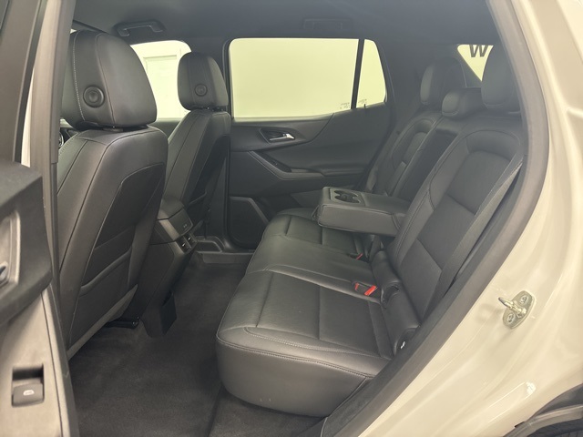 used 2025 Chevrolet Equinox car, priced at $24,999