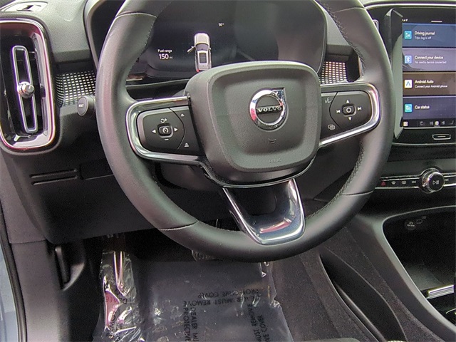 used 2023 Volvo XC40 car, priced at $22,911