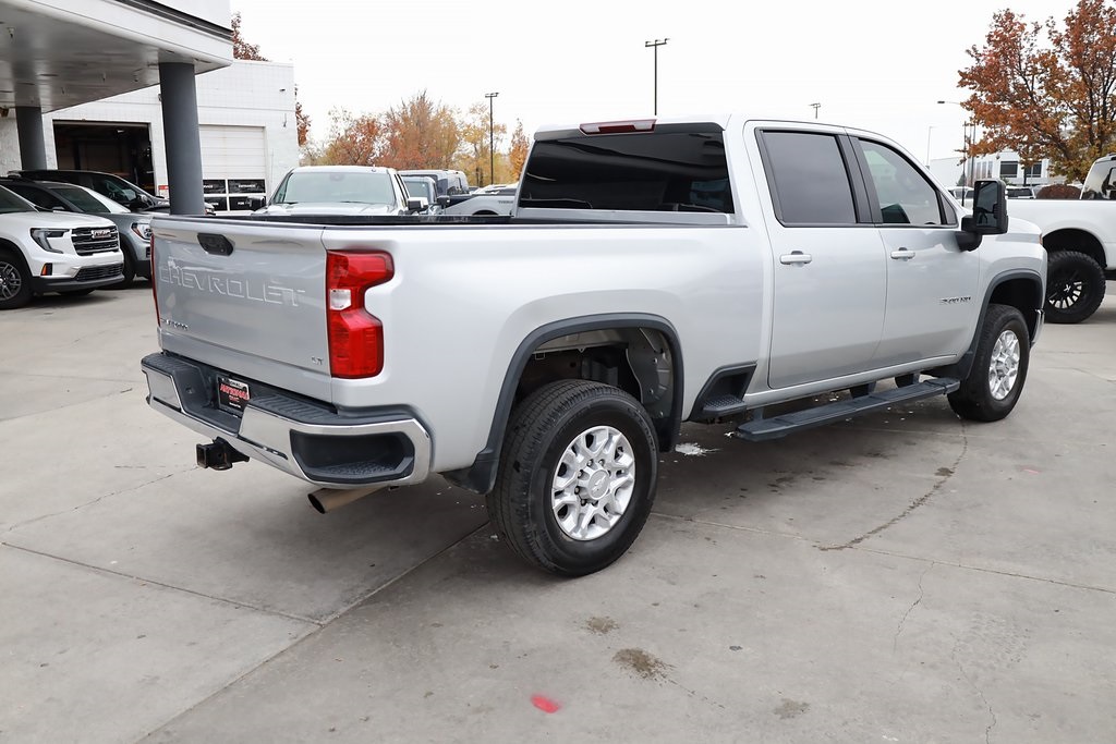 2020 Chevrolet Silverado 3500HD LT photo 3