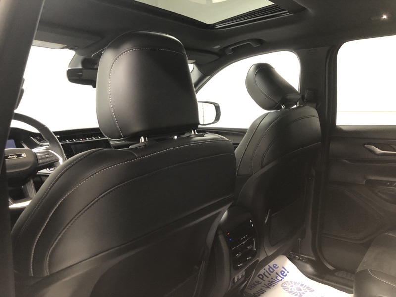 Used 2023 Jeep Grand Cherokee L SUV