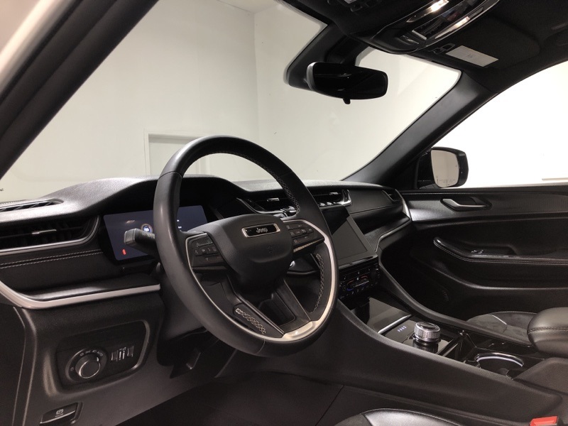 Used 2023 Jeep Grand Cherokee L SUV