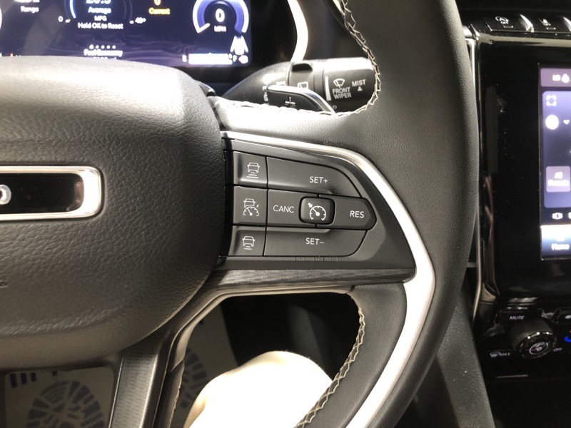 Used 2023 Jeep Grand Cherokee L SUV