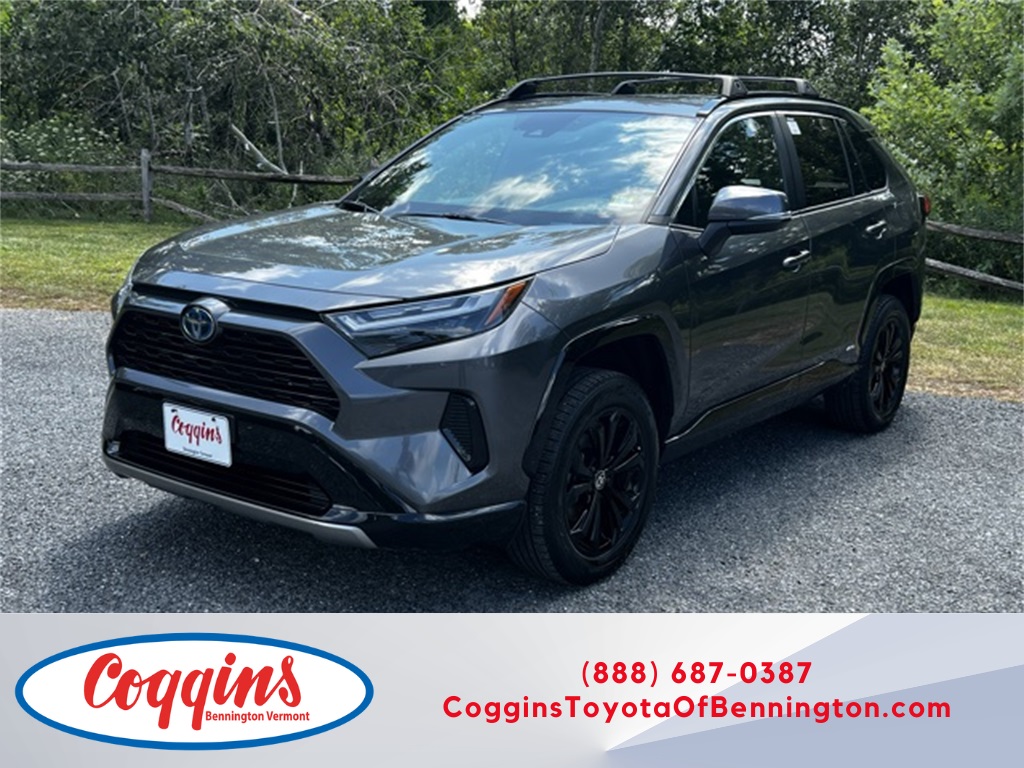 2022 Toyota RAV4 Hybrid SE