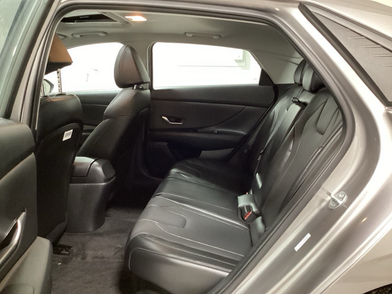 Used 2023 Hyundai Elantra Hybrid Sedan