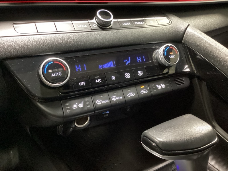 Used 2023 Hyundai Elantra Hybrid Sedan