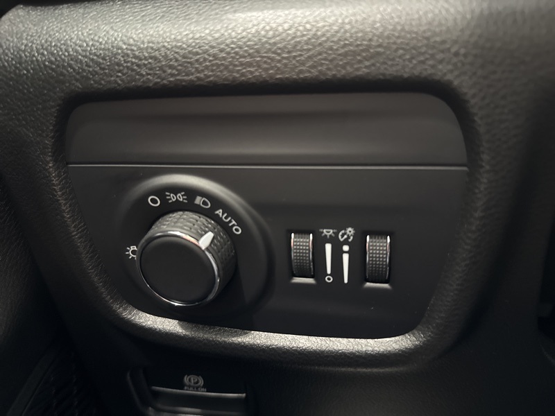 2025 Jeep Grand Cherokee Altitude X photo 20