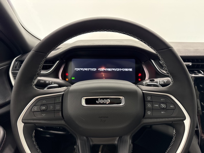 2025 Jeep Grand Cherokee Altitude X photo 21
