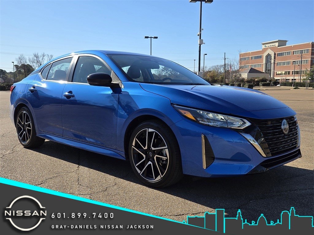 2025 Nissan Sentra SR's photo