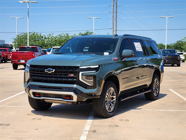 2025 Chevrolet Suburban Premier photo 17