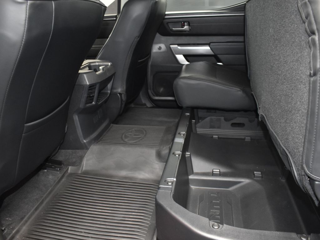 2022 Celestial Silver Metallic Toyota Tundra 4WD SR5 4X4 Truck