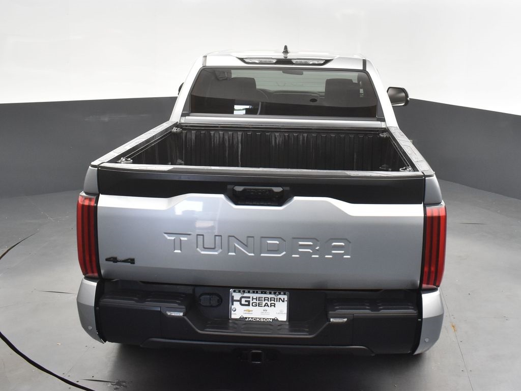 2022 Celestial Silver Metallic Toyota Tundra 4WD SR5 4X4 Truck