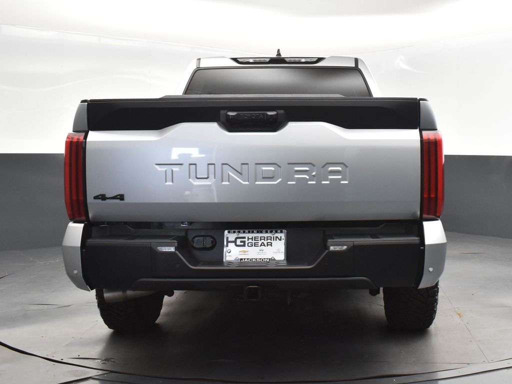 2022 Celestial Silver Metallic Toyota Tundra 4WD SR5 4X4 Truck