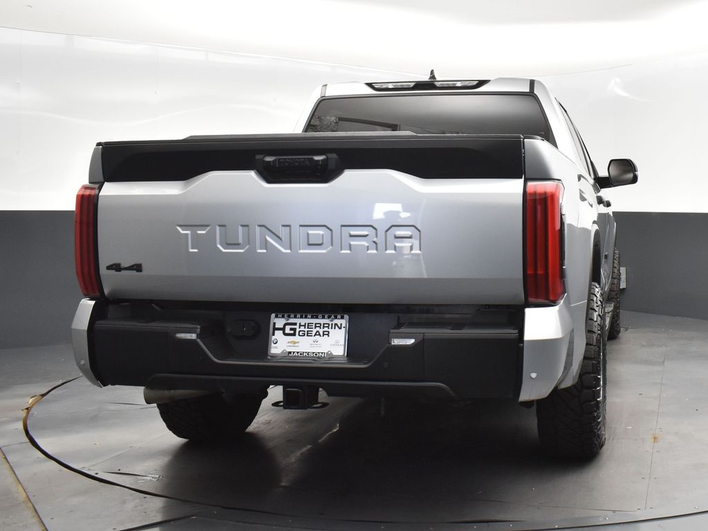 2022 Celestial Silver Metallic Toyota Tundra 4WD SR5 4X4 Truck