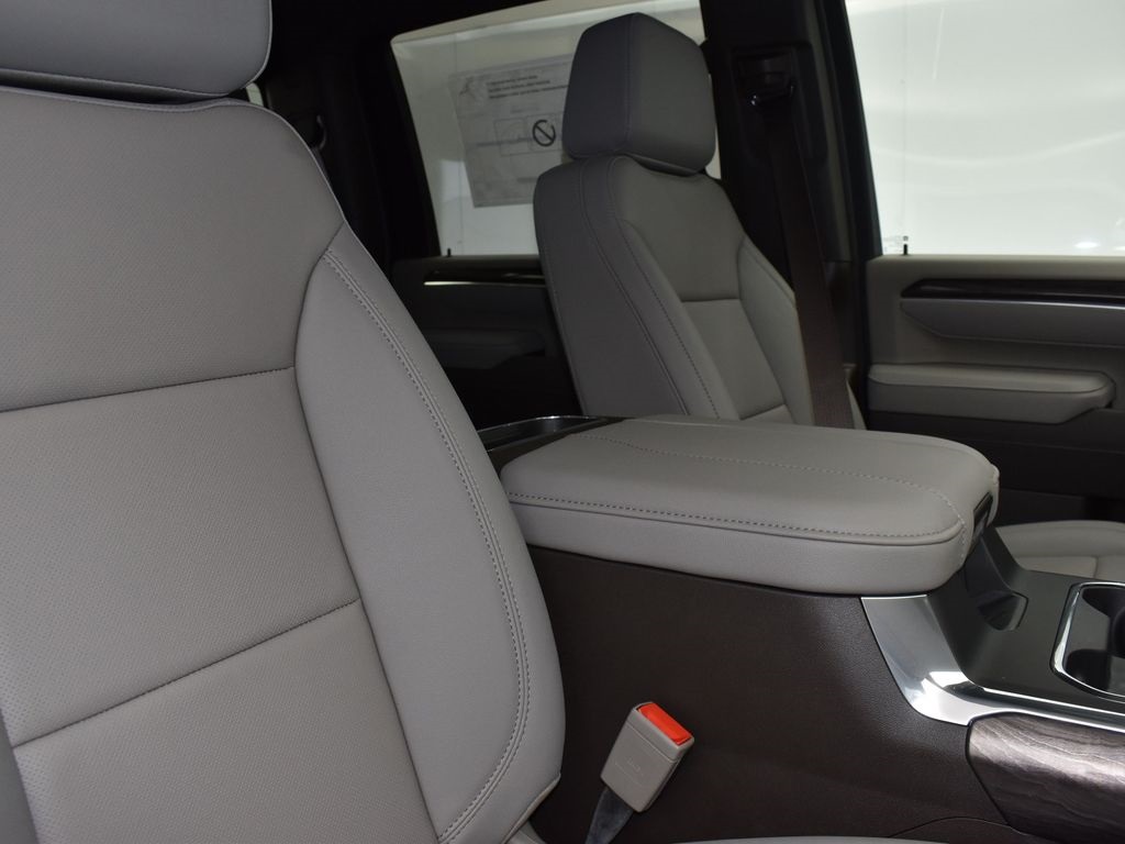 2025 Summit White Chevrolet Silverado 2500HD LTZ 4X4 Truck