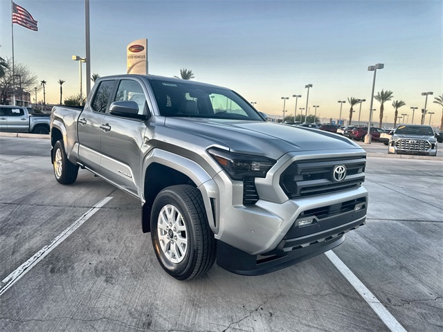 2025 Toyota Tacoma SR5 Double Cab photo 3