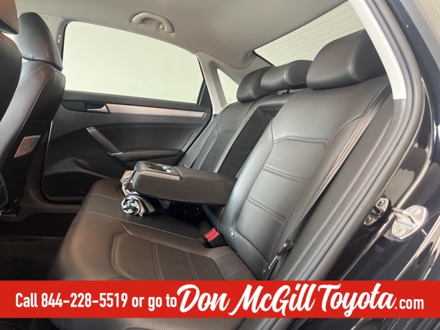 2020 Volkswagen Passat 2.0T SE photo 14