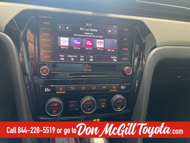 2020 Volkswagen Passat 2.0T SE photo 19