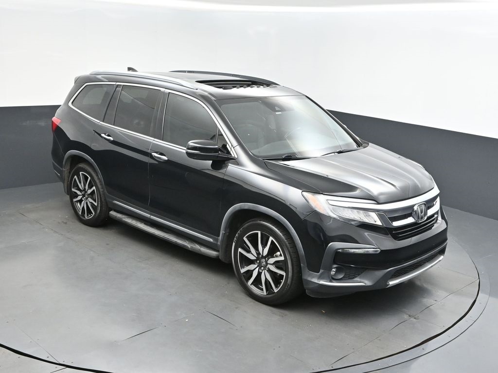 2019 Black Honda Pilot Touring SUV