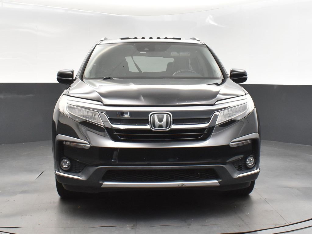 2019 Black Honda Pilot Touring FWD SUV