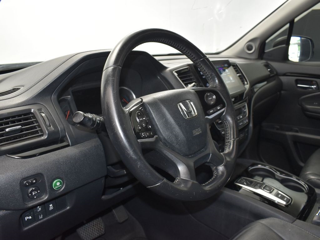 2019 Black Honda Pilot Touring FWD SUV