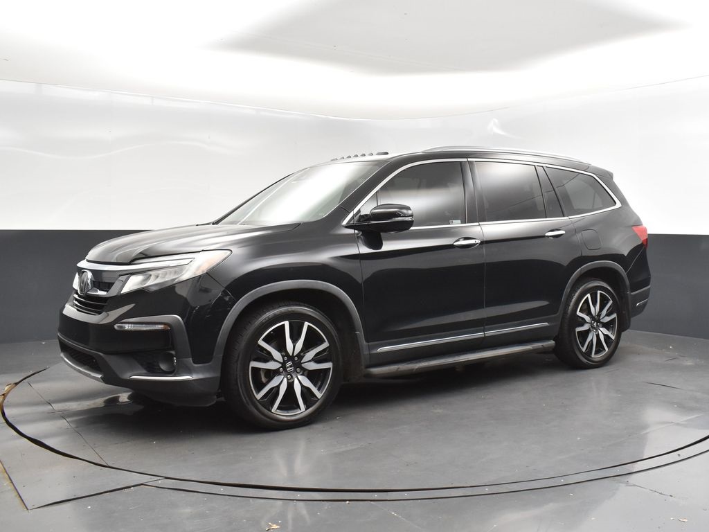 2019 Black Honda Pilot Touring FWD SUV