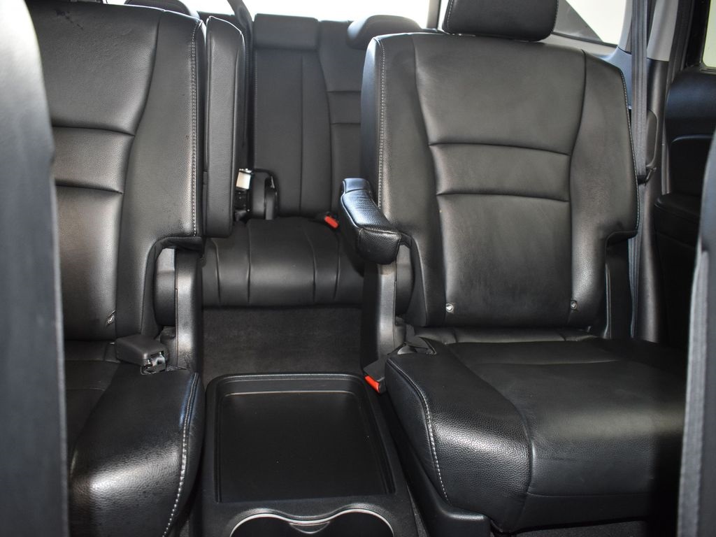 2019 Black Honda Pilot Touring FWD SUV