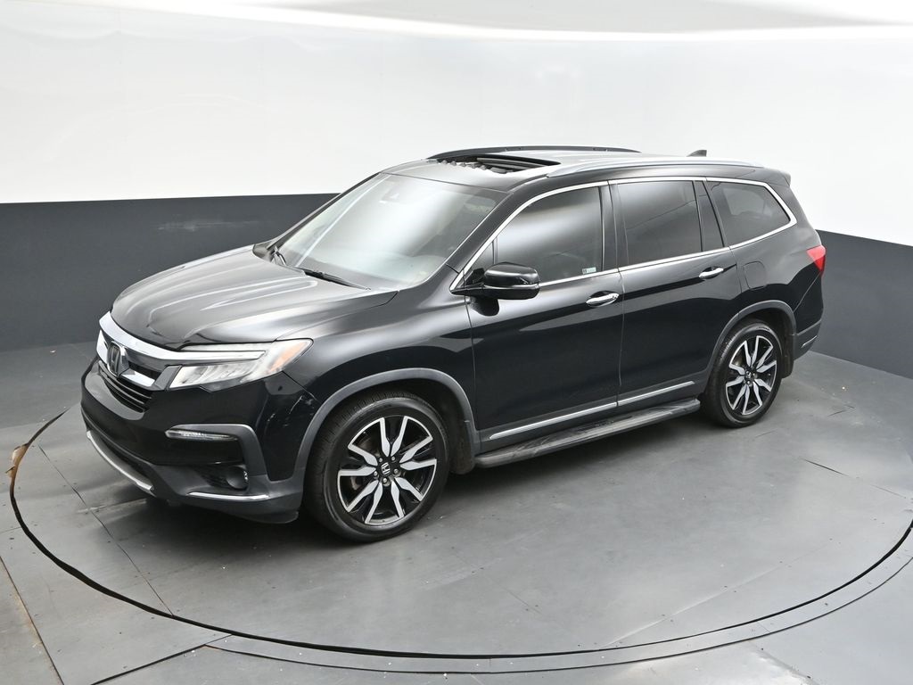 2019 Black Honda Pilot Touring FWD SUV