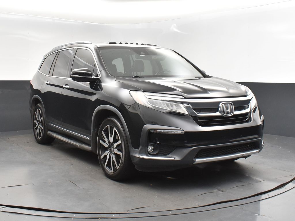 2019 Black Honda Pilot Touring FWD SUV