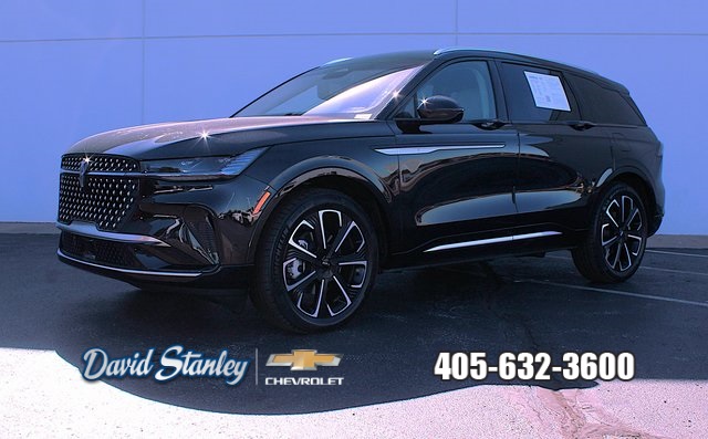 used 2024 Lincoln Nautilus car, priced at $57,299