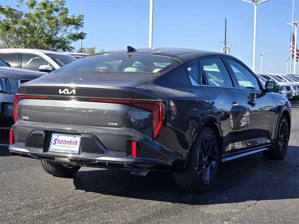 2025 Kia K4 GT-Line Turbo photo 3