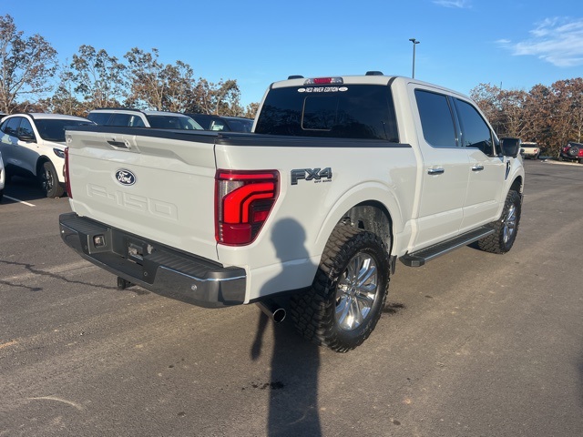 2024 Ford F-150 Lariat photo 2