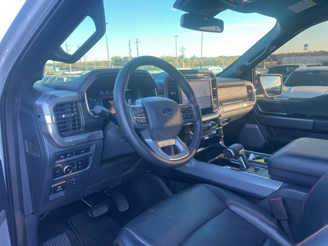 2024 Ford F-150 Lariat photo 4