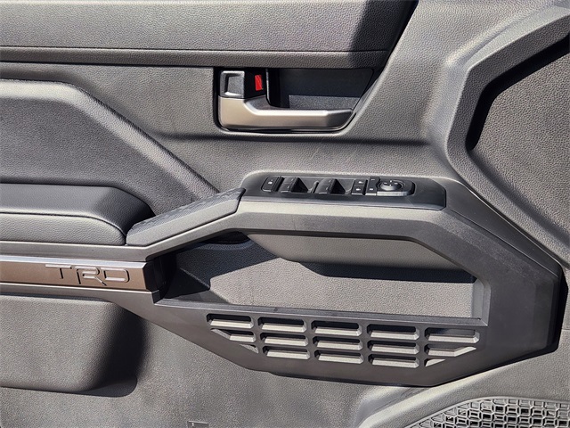 2025 Toyota Tacoma TRD Sport Double Cab photo 12