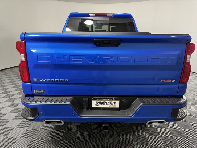 2025 Chevrolet Silverado 1500 RST photo 3