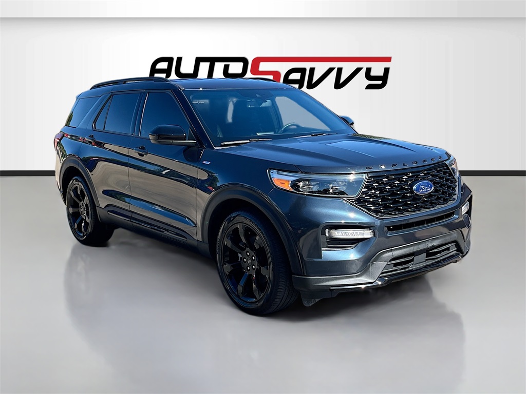 2024 Ford Explorer ST-LINE's photo
