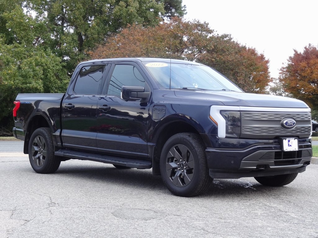 2022 Ford F-150 Lightning Lariat