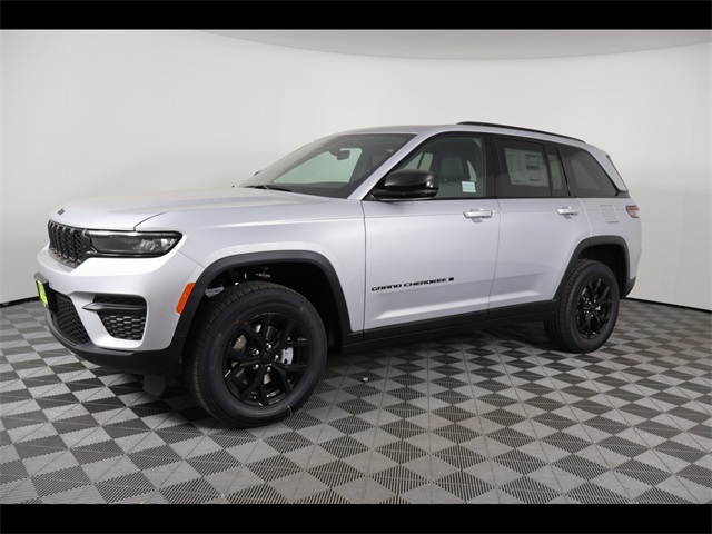 2025 Jeep Grand Cherokee Altitude's photo