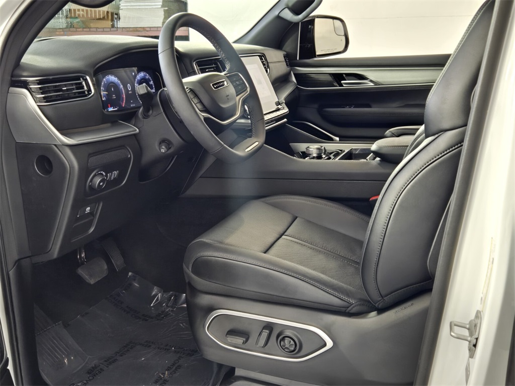 new 2025 Jeep Wagoneer car, priced at $78,075