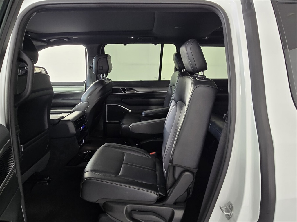 new 2025 Jeep Wagoneer car, priced at $78,075