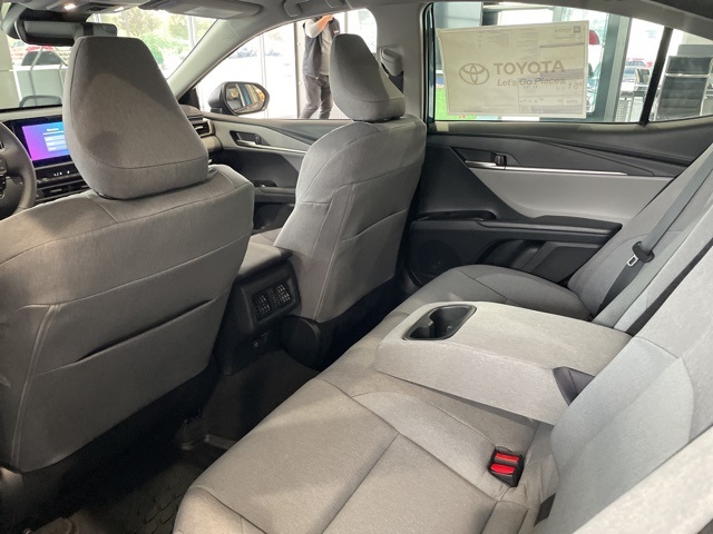 2026 Toyota Camry LE photo 17