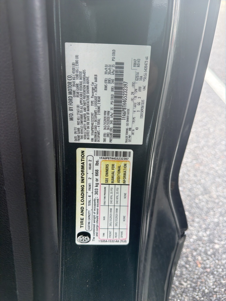 2016 Ford Mustang EcoBoost Premium's photo