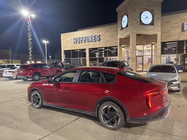 2025 Kia K4 EX's photo