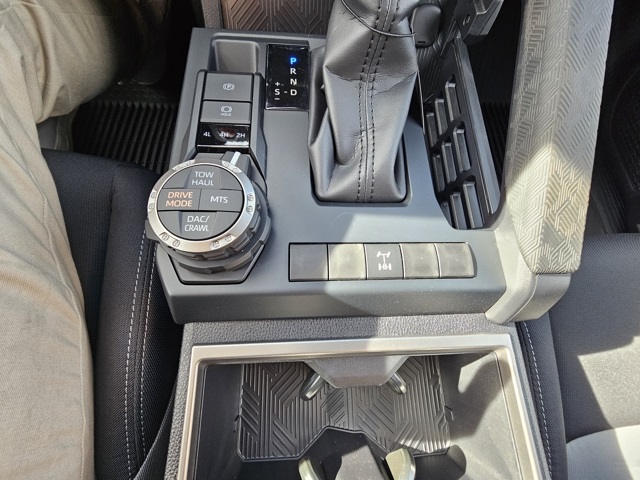 2025 Toyota Tacoma TRD Off-Road Double Cab photo 12