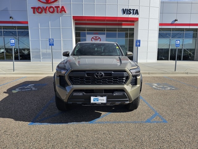 2025 Toyota Tacoma TRD Off-Road Double Cab photo 2