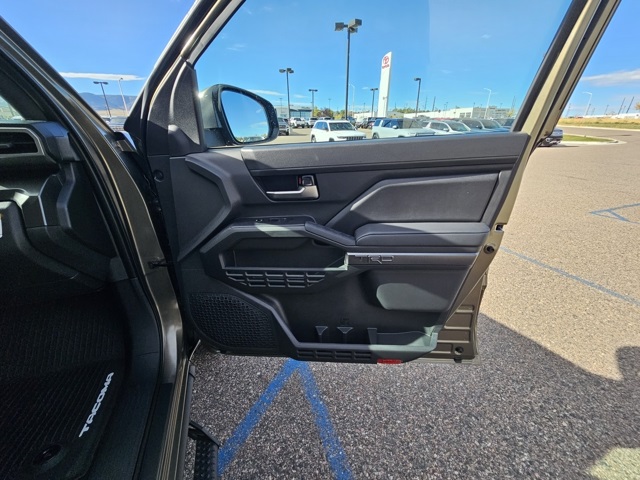 2025 Toyota Tacoma TRD Off-Road Double Cab photo 21