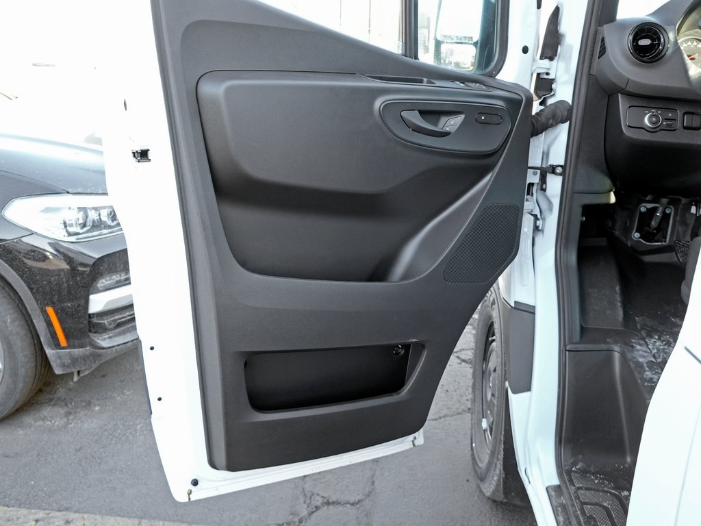new 2025 Mercedes-Benz Sprinter 2500 car, priced at $59,609