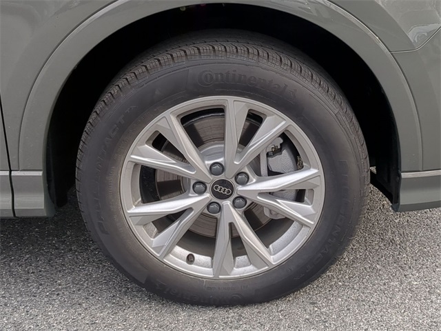 new 2025 Audi Q3 car, priced at $41,560