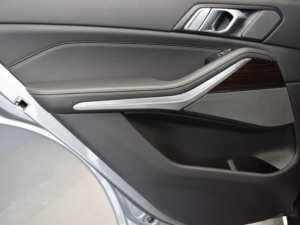 2025 Skyscraper Gray Metallic BMW X5 sDrive40i RWD SUV