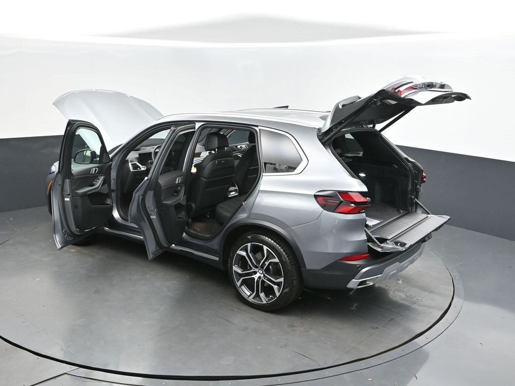 2025 Skyscraper Gray Metallic BMW X5 sDrive40i RWD SUV