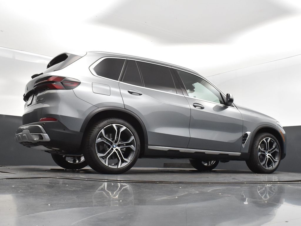 2025 Skyscraper Gray Metallic BMW X5 sDrive40i RWD SUV